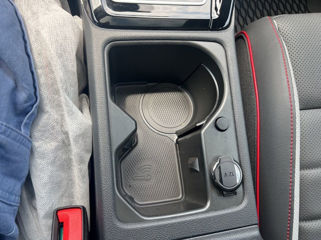 New 2025 Volkswagen GTI SE image 19