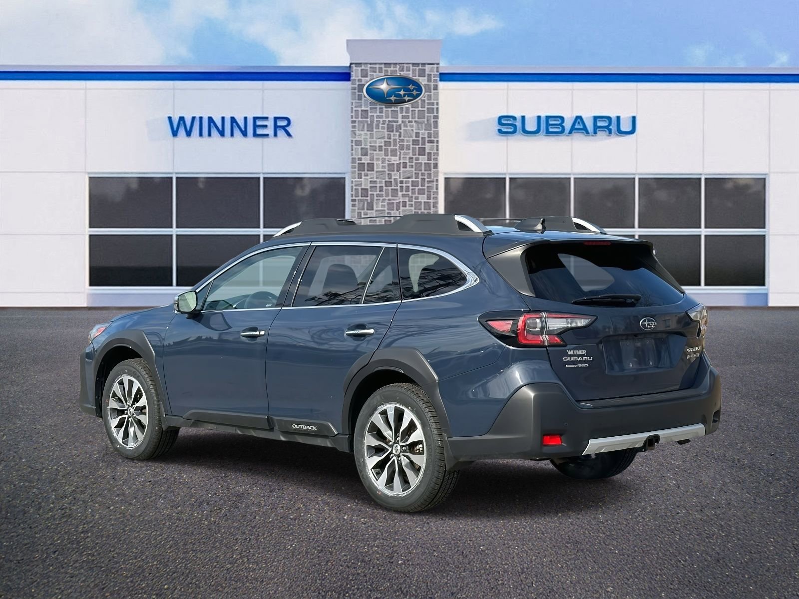 Used 2024 Subaru Outback Touring XT w/ Popular Package #2 image 4