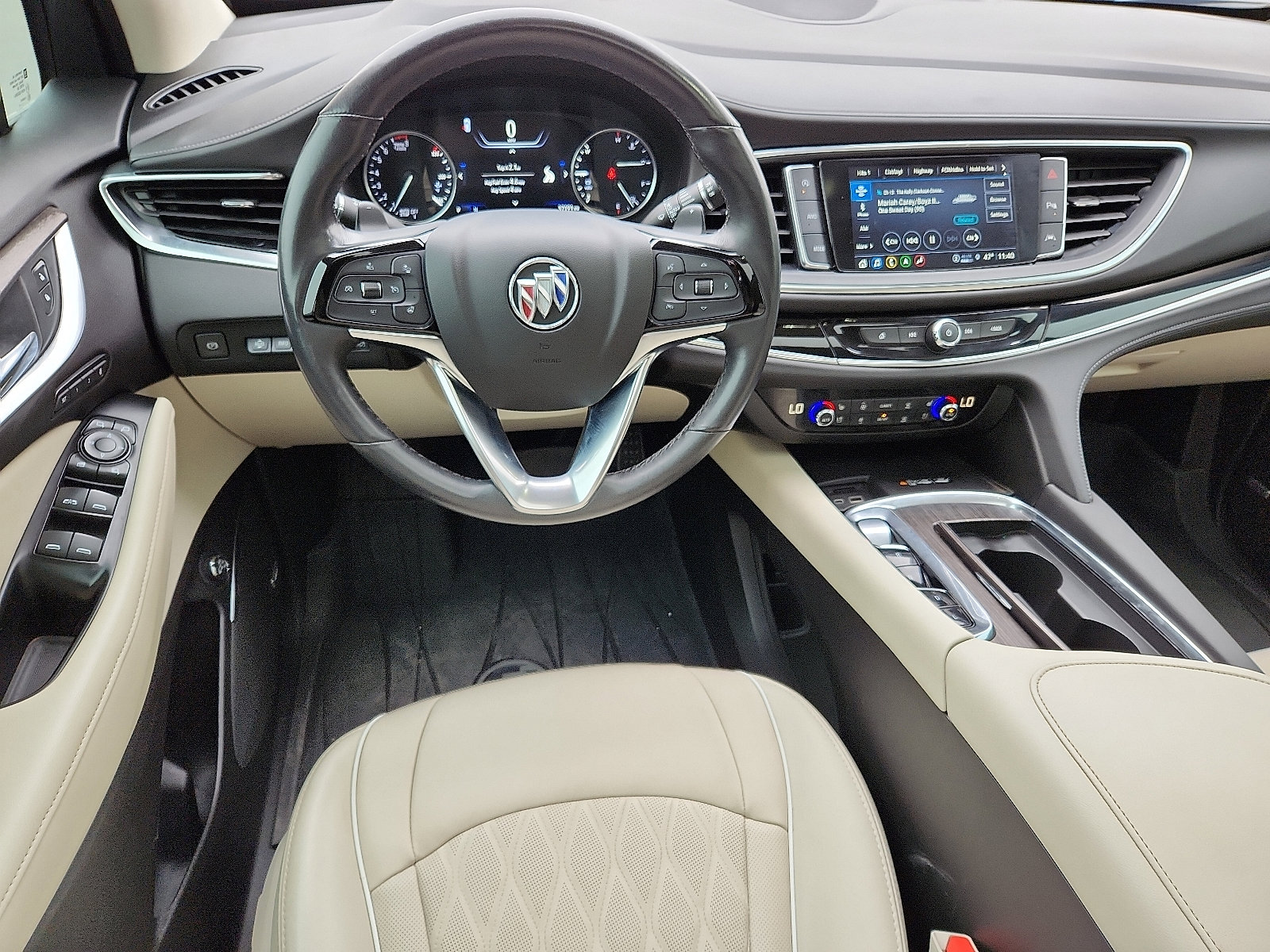 Used 2023 Buick Enclave Avenir w/ Avenir Technology Package AWD/4WD image 10