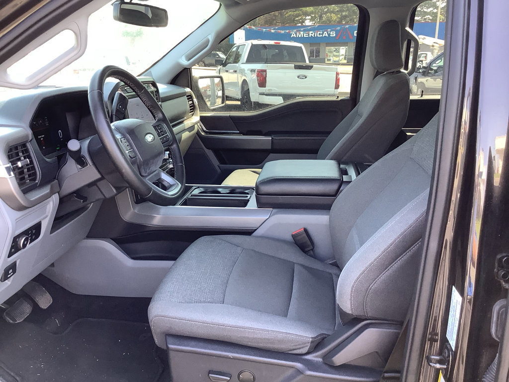 Used 2024 Ford F150 XLT w/ Mobile Office Package image 10