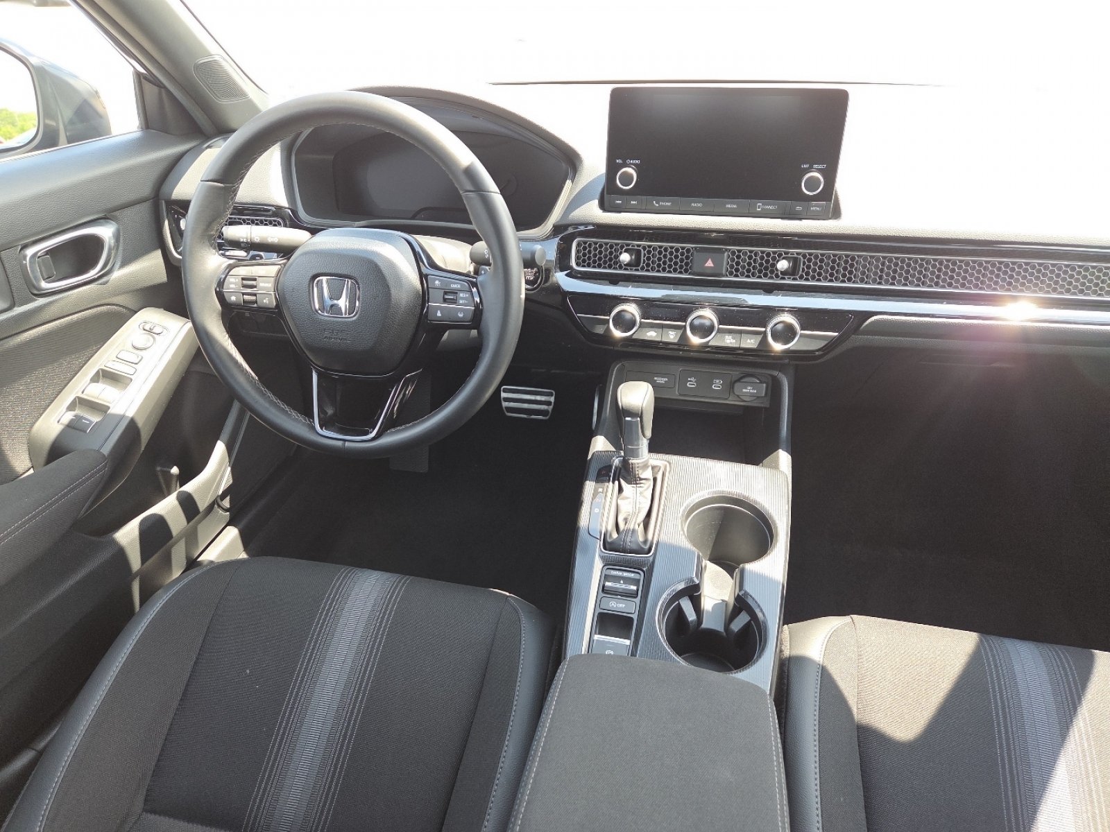 Used 2025 Honda Civic Sport image 22