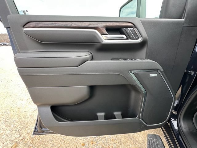 New 2026 GMC Sierra 2500 SLT w/ Texas SLT Premium Package AWD/4WD image 13