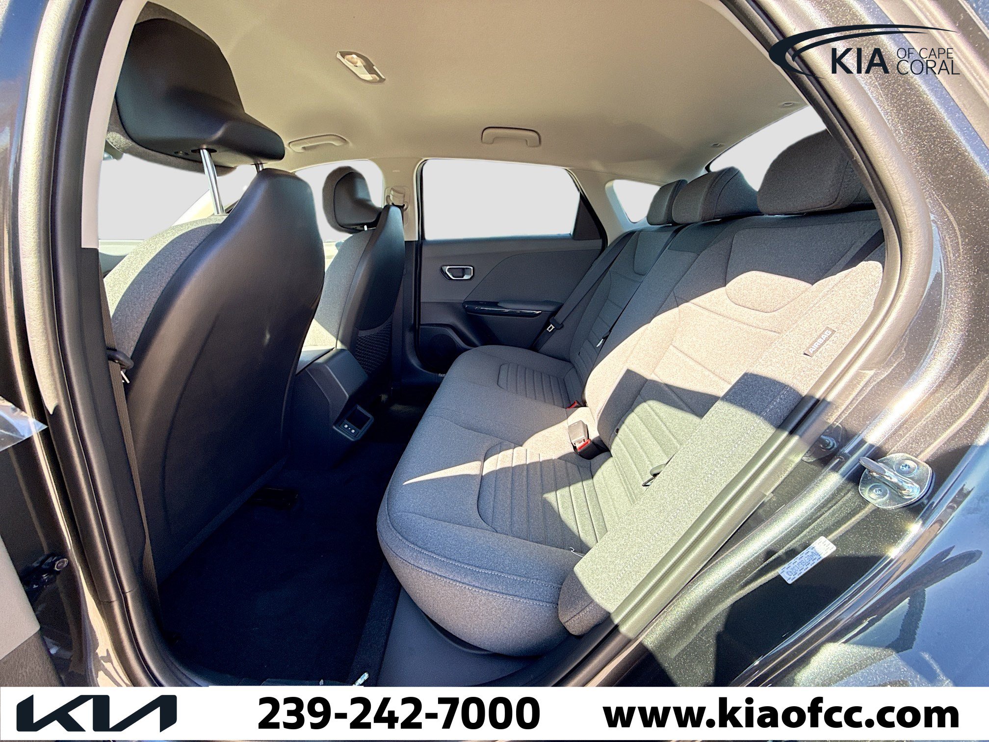 New 2025 Kia K4 EX image 19