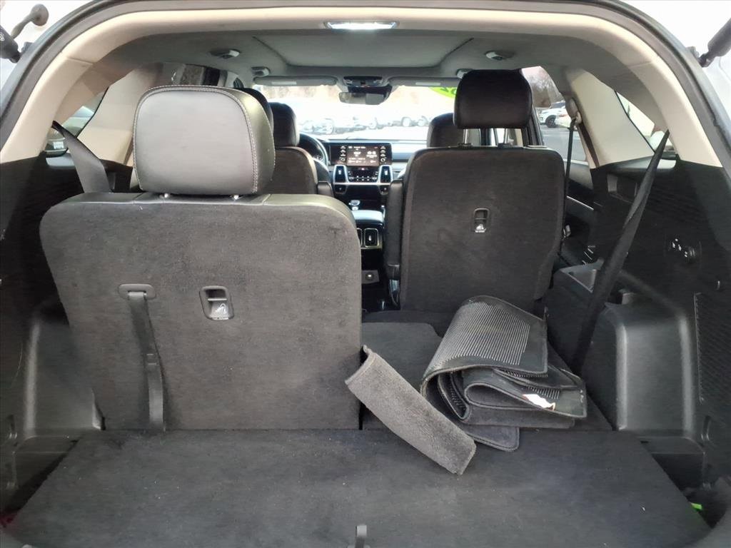 Used 2021 Kia Sorento EX w/ Panoramic Sunroof Package image 20