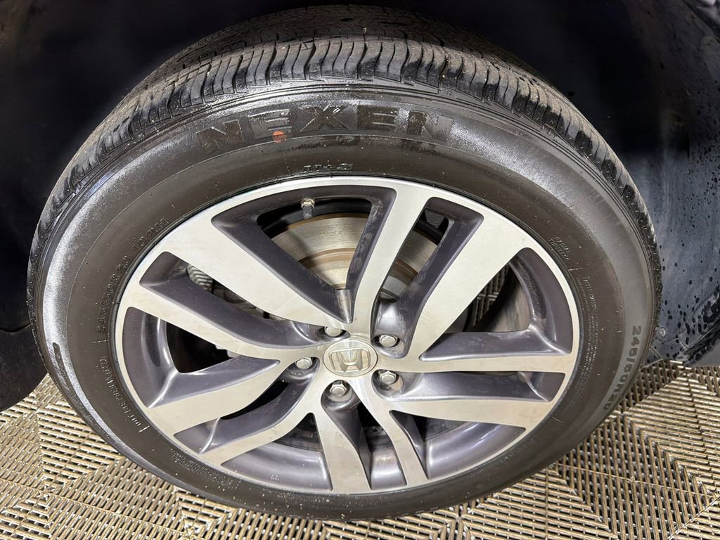 Used 2017 Honda Pilot Touring image 19