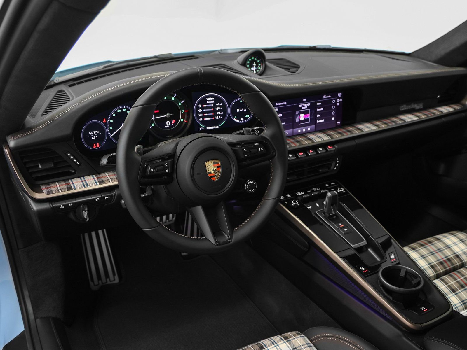 Certified 2025 Porsche 911 Turbo image 54