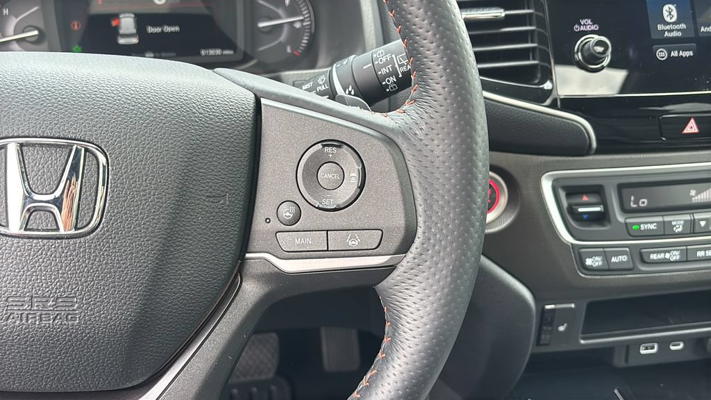 Certified 2025 Honda Passport TrailSport image 18