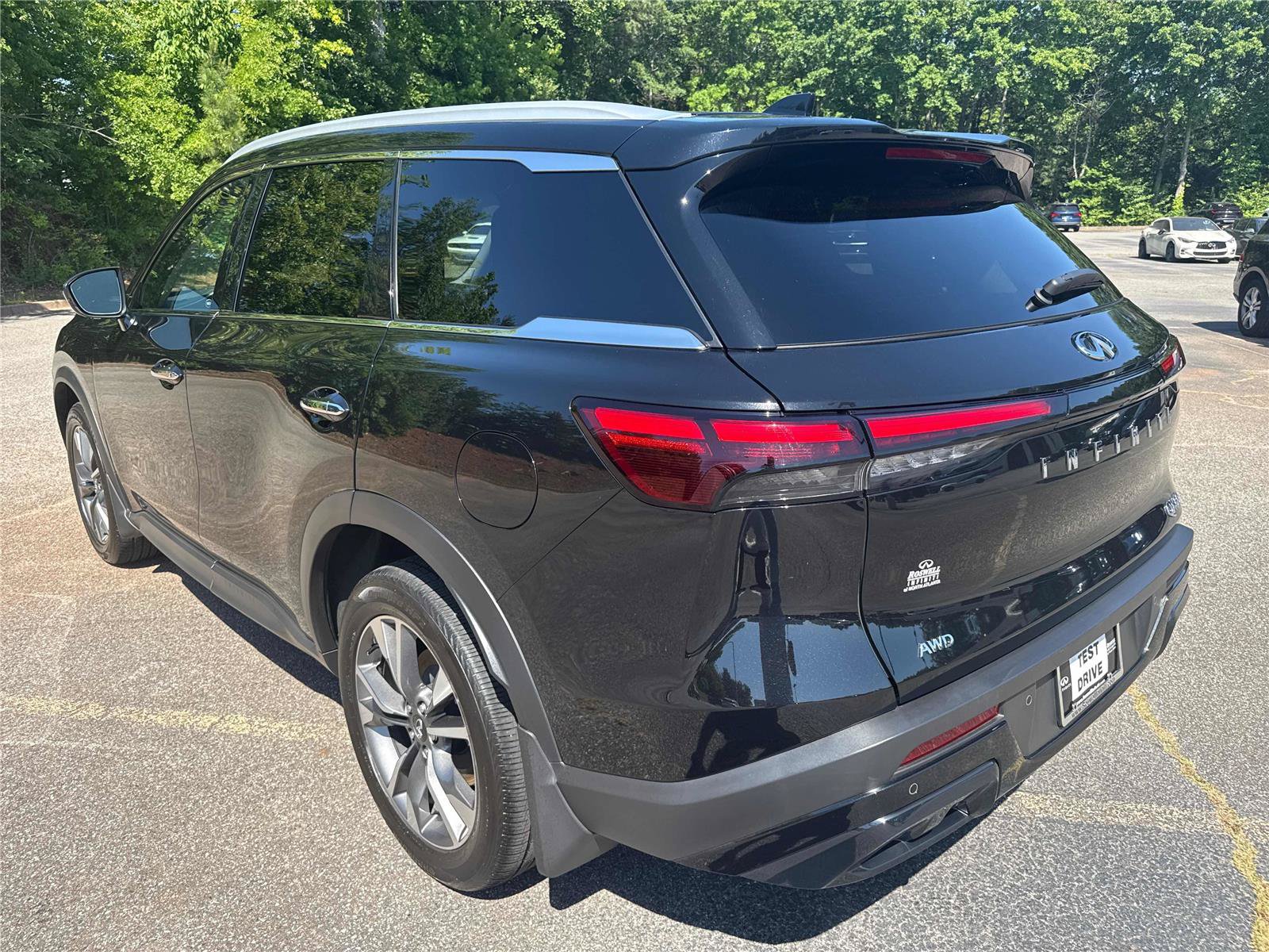 Used 2025 INFINITI QX60 Luxe AWD/4WD image 8