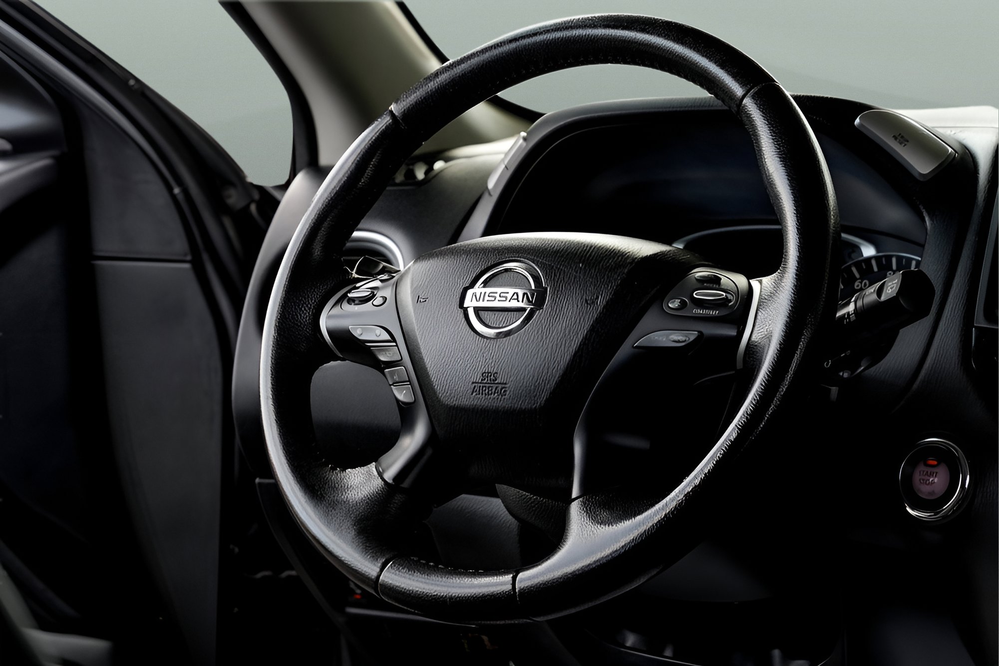 Used 2019 Nissan Pathfinder SV image 24