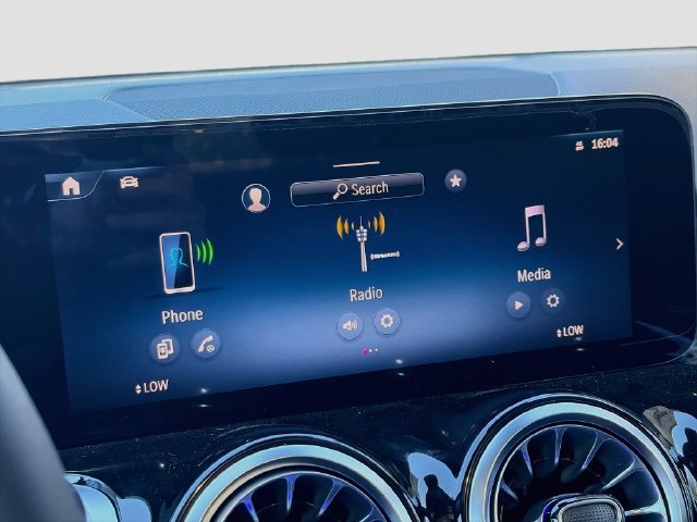 New 2026 Mercedes-Benz GLB 250 4MATIC image 13