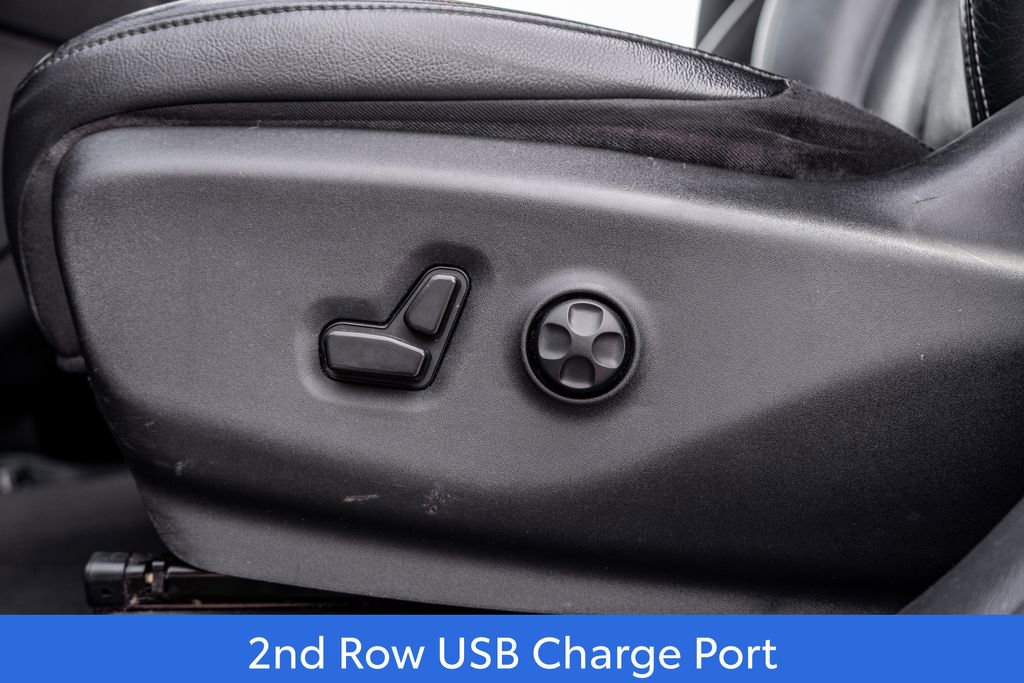 Used 2020 Chrysler Pacifica Touring-L w/ Premium Audio Group AWD/4WD image 21