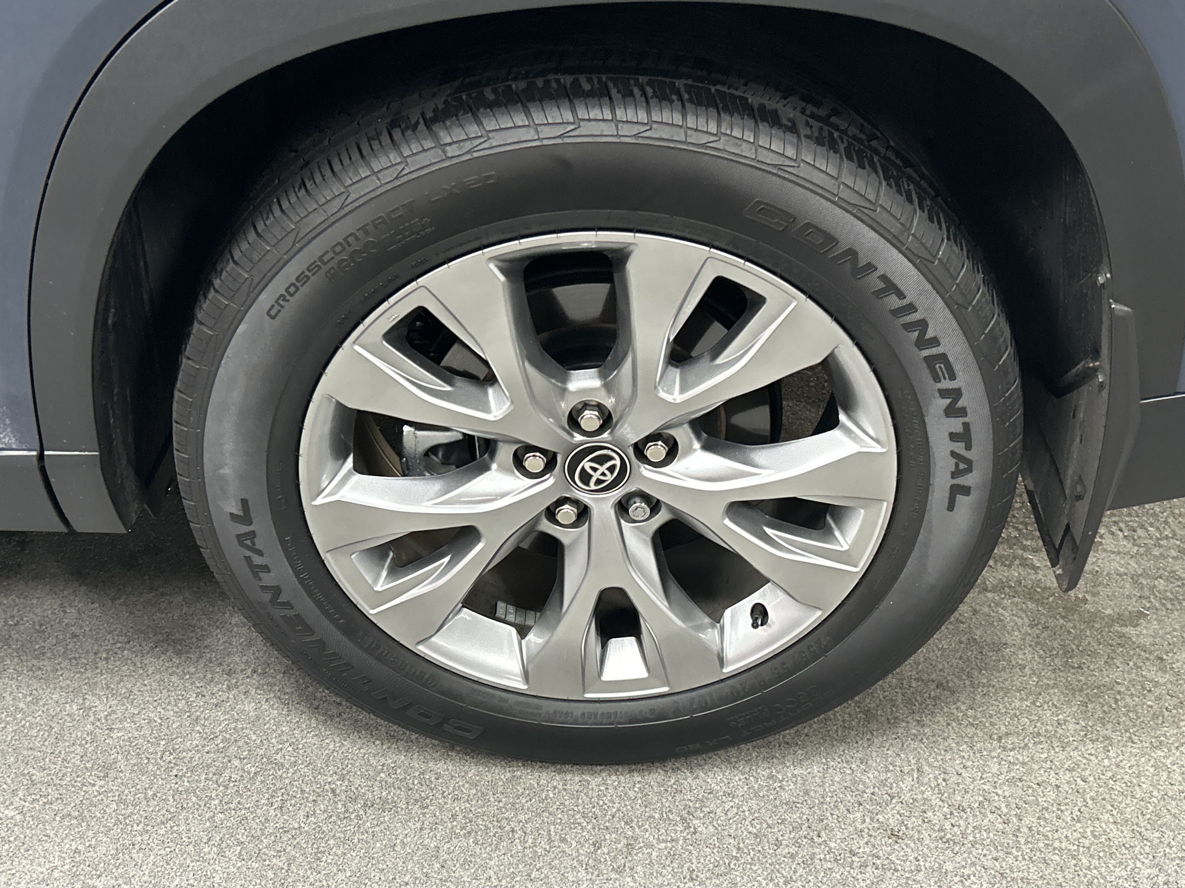 Certified 2026 Toyota Grand Highlander AWD image 13