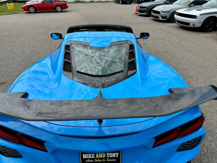 Used 2021 Chevrolet Corvette Stingray Coupe w/ Engine Appearance Package image 25