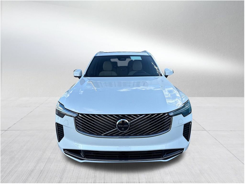 New 2026 Volvo XC90 T8 Plus image 2