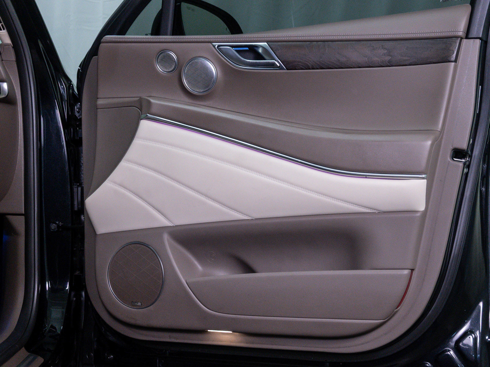 Used 2021 Genesis GV80 3.5T Prestige w/ Prestige Package 07 image 10