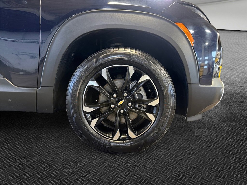 Used 2021 Chevrolet TrailBlazer LT w/ Convenience Package image 11