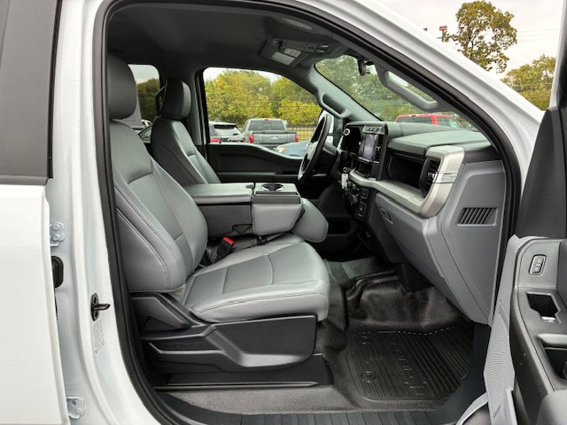 Used 2023 Ford F350 XL w/ Snow Plow Prep Package image 12