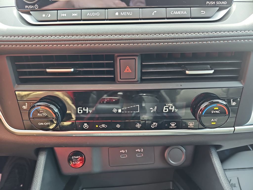 Used 2025 Nissan Rogue SV w/ SV Premium Package image 27