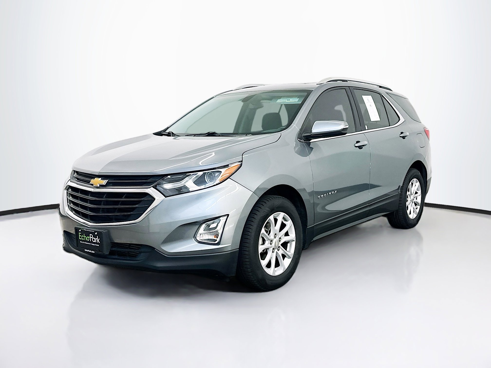 Used 2018 Chevrolet Equinox LT w/ Sun & Infotainment Package image 3