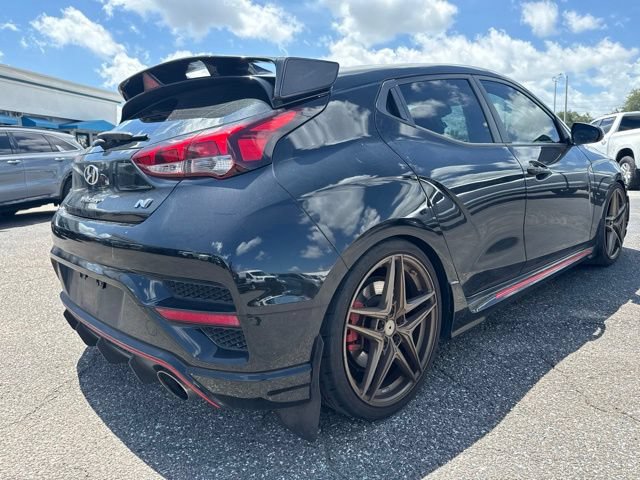 Used 2020 Hyundai Veloster N w/ Performance Package FWD image 4