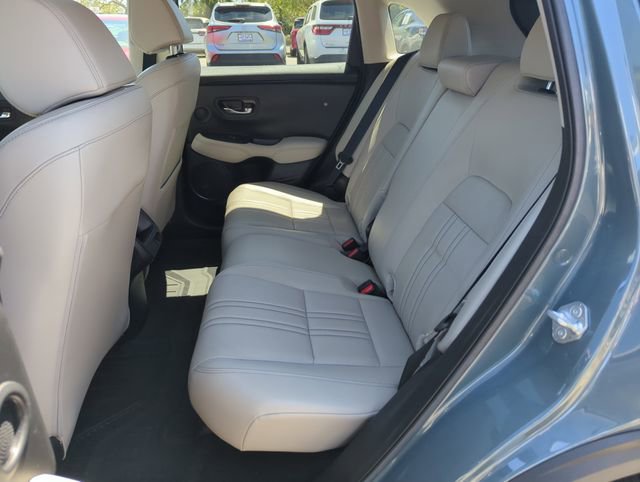 Used 2023 Honda HR-V EX-L image 29