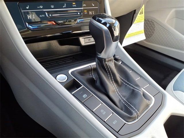 New 2026 Volkswagen Jetta SE image 14