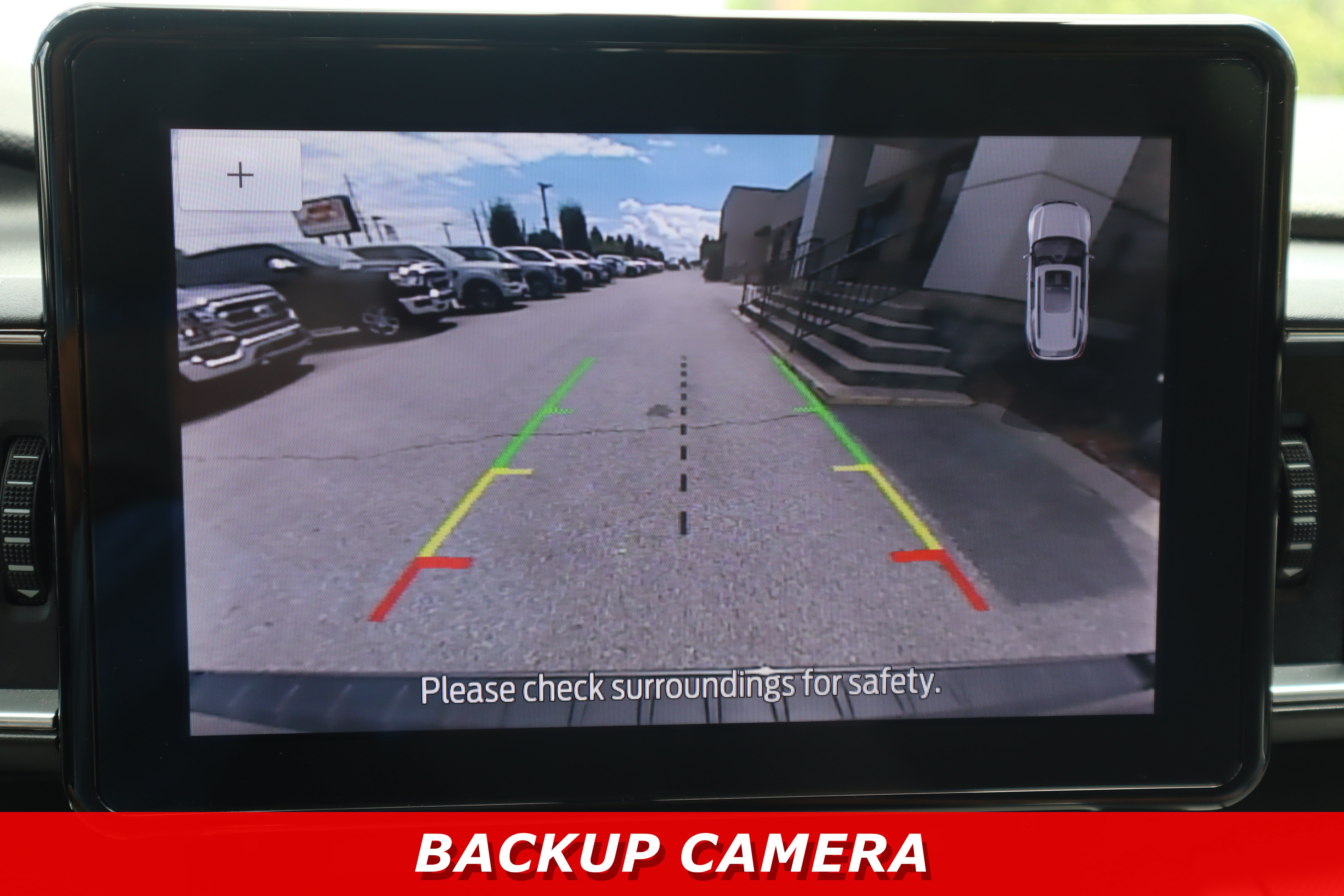 Used 2022 Ford Explorer XLT w/ Equipment Group 202A AWD/4WD image 19