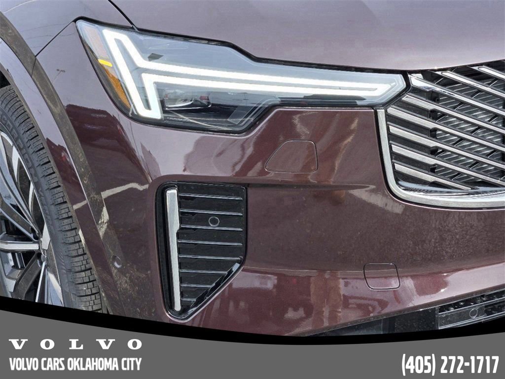 Certified 2025 Volvo XC90 T8 Plus w/ Protection Package Premier image 28