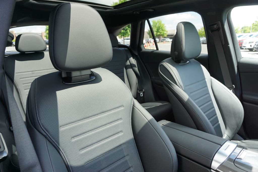 Certified 2025 Mercedes-Benz GLC 300 4MATIC image 69