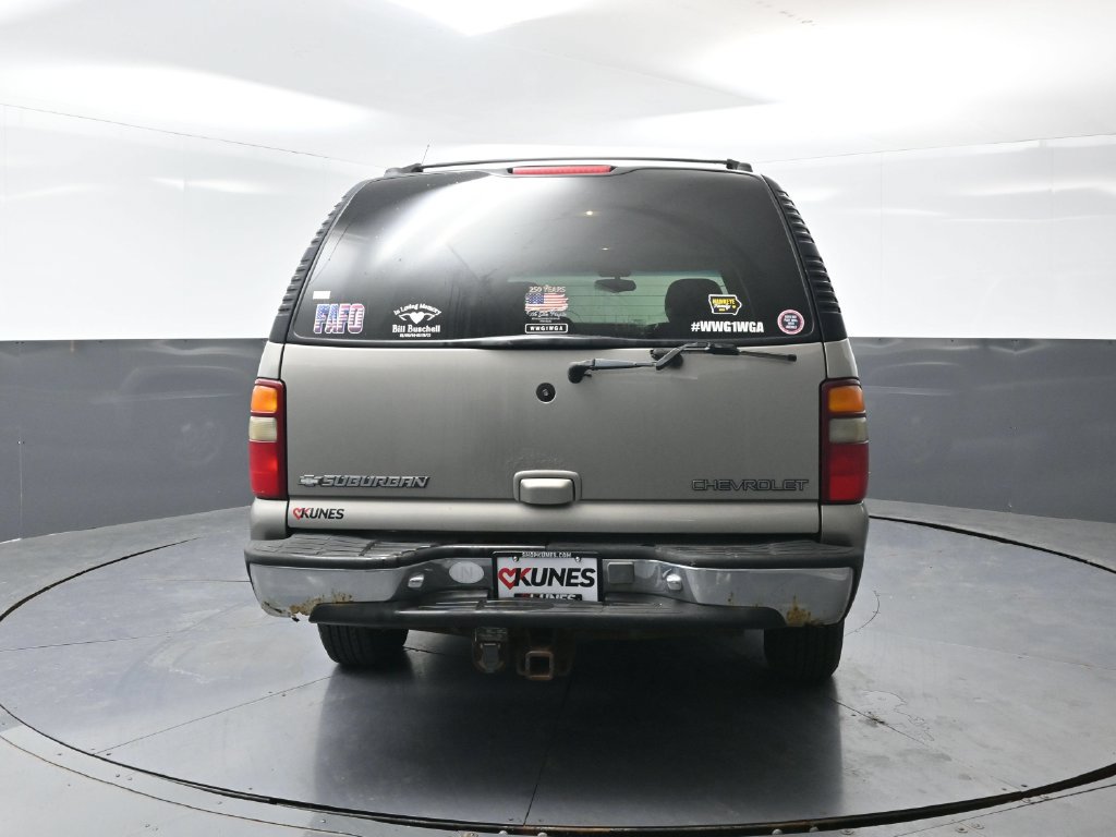 Used 2000 Chevrolet Suburban LT w/ LT Preferred Equipment Group AWD/4WD image 10