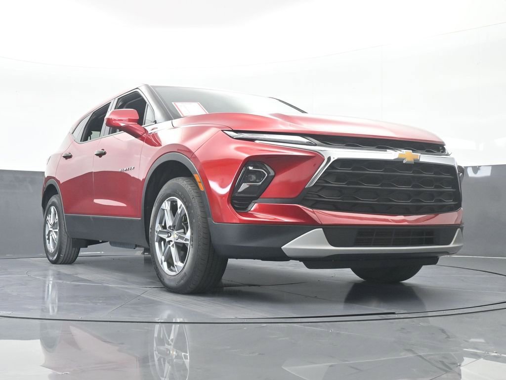 Used 2023 Chevrolet Blazer LT image 58
