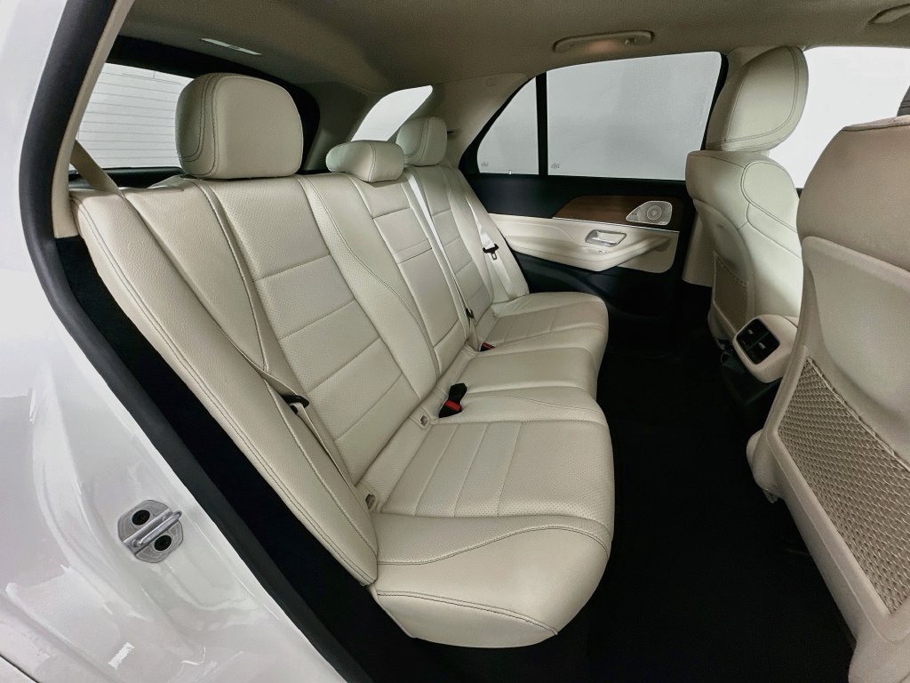 Used 2021 Mercedes-Benz GLE 350 4MATIC image 28