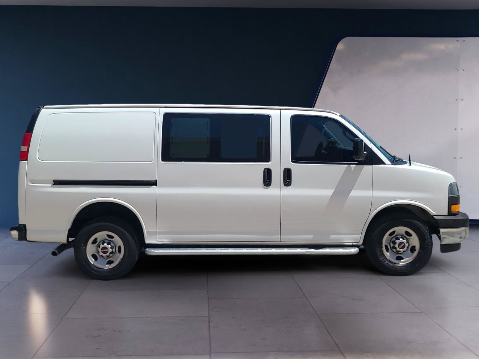 Used 2018 GMC Savana 2500 w/ Driver Convenience Package RWD image 6