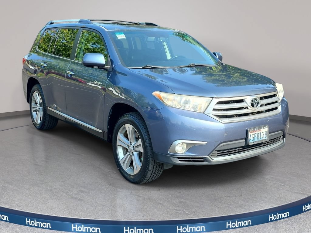 Used 2012 Toyota Highlander Limited w/ Tow Pkg AWD/4WD image 4