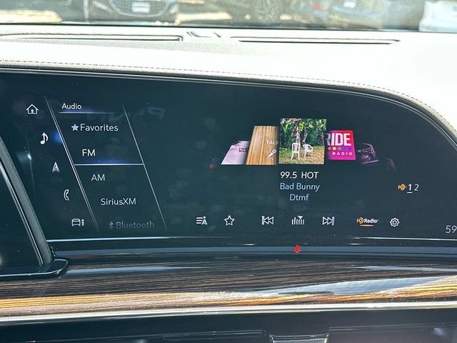 Used 2023 Cadillac Escalade Premium Luxury w/ LPO, Floor Liner Package AWD/4WD image 24