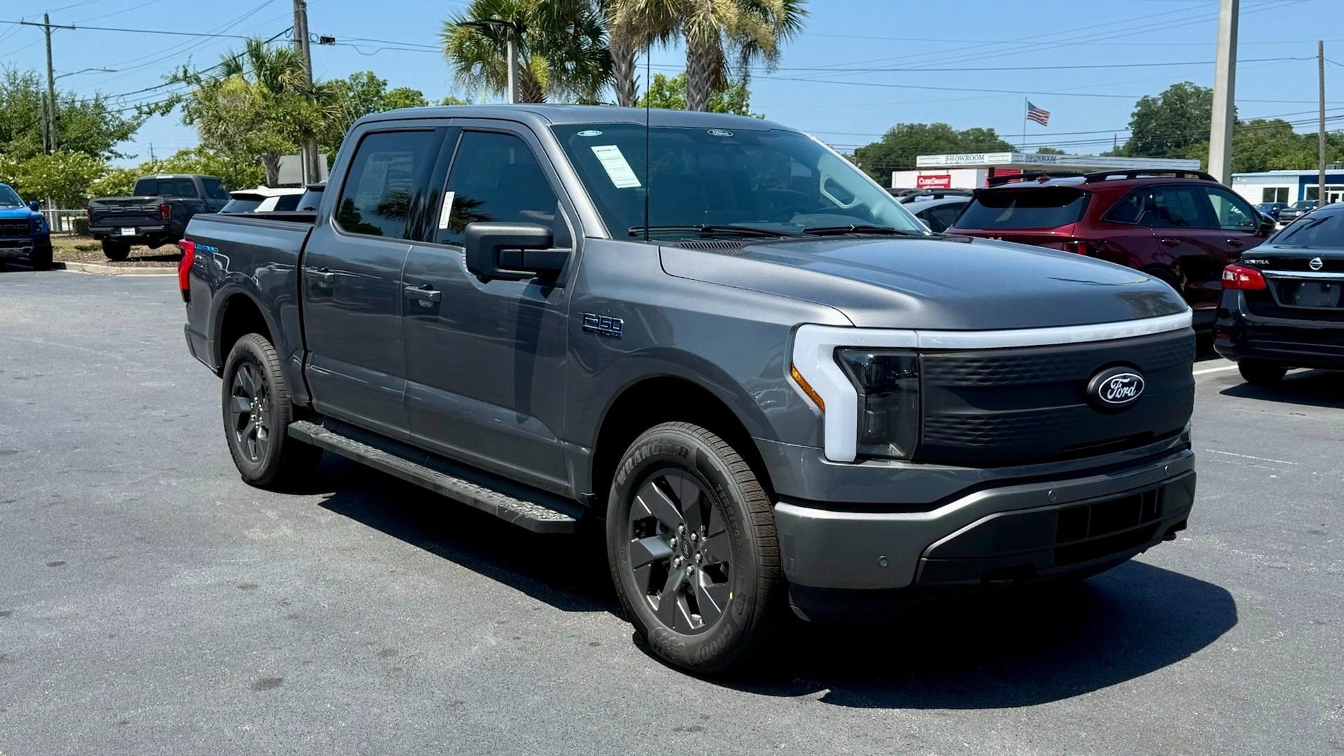 New 2025 Ford F150 Lightning Flash