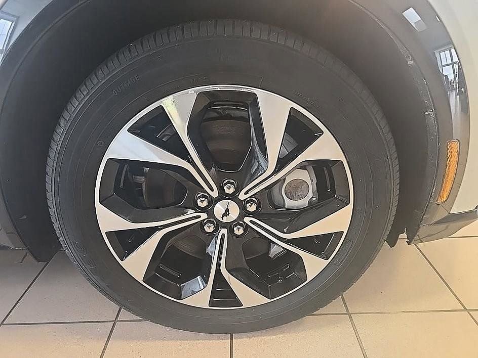 Used 2021 Ford Mustang Mach-E Premium image 40