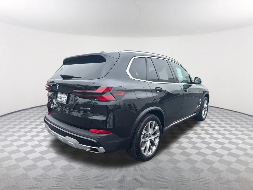 Used 2026 BMW X5 xDrive40i w/ Premium Package AWD/4WD image 4