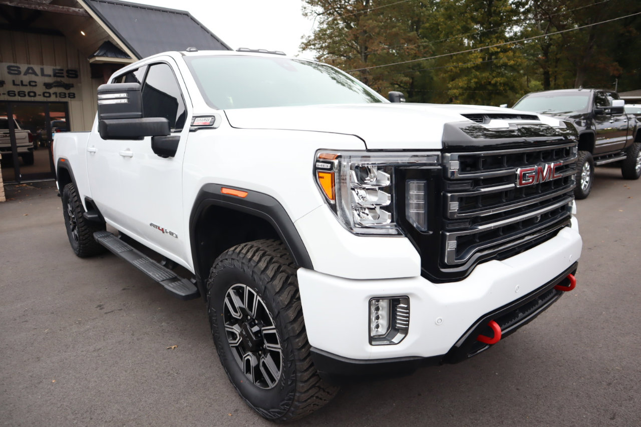 Used 2020 GMC Sierra 2500 AT4 w/ AT4 Premium Package image 3