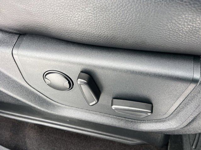 Used 2020 Ford Expedition Max XLT w/ Equipment Group 202A image 59