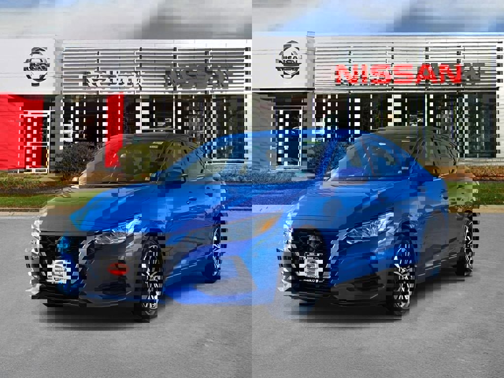 Used 2022 Nissan Sentra SV image 2