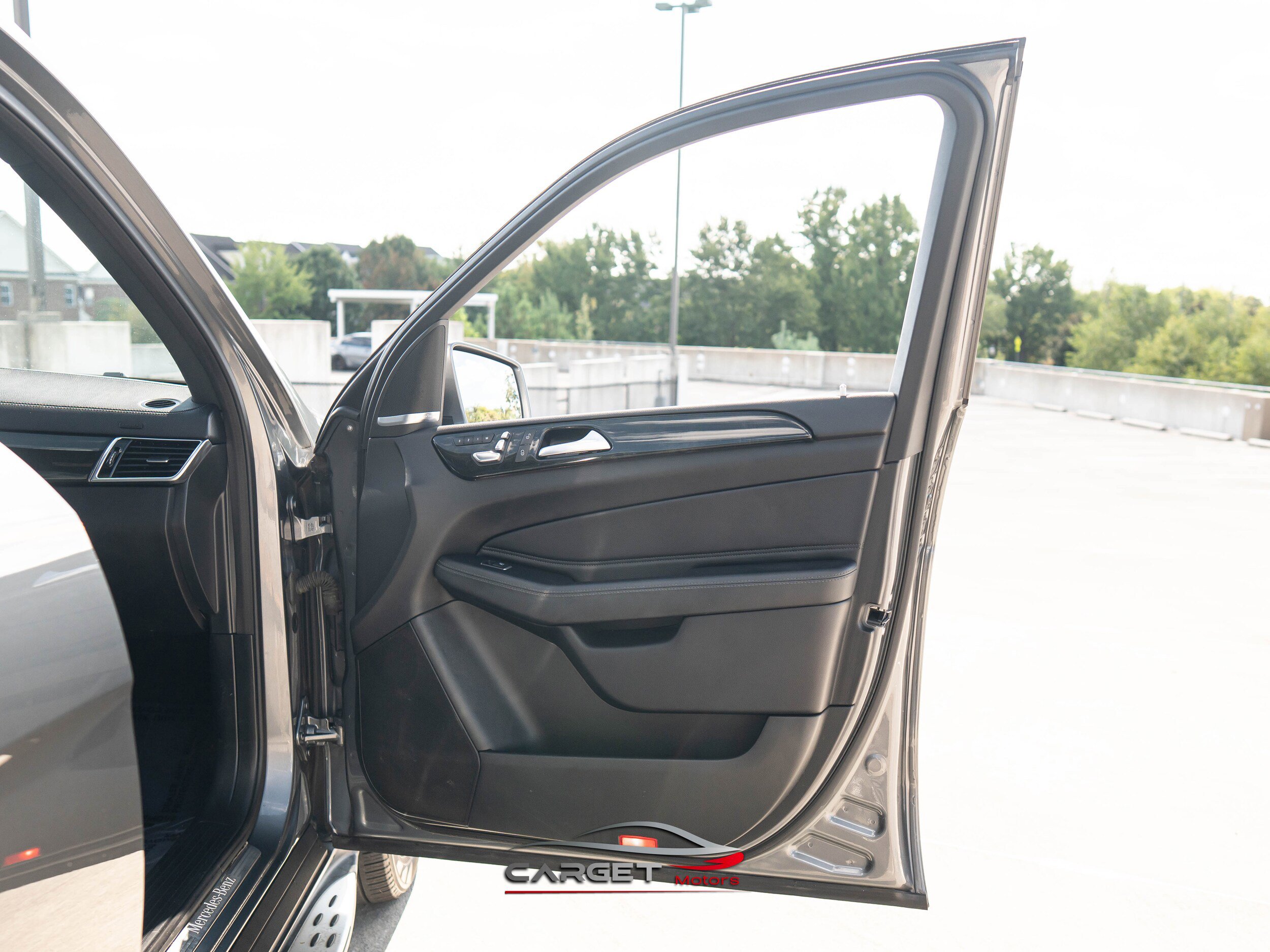 Used 2019 Mercedes-Benz GLS 450 4MATIC image 41