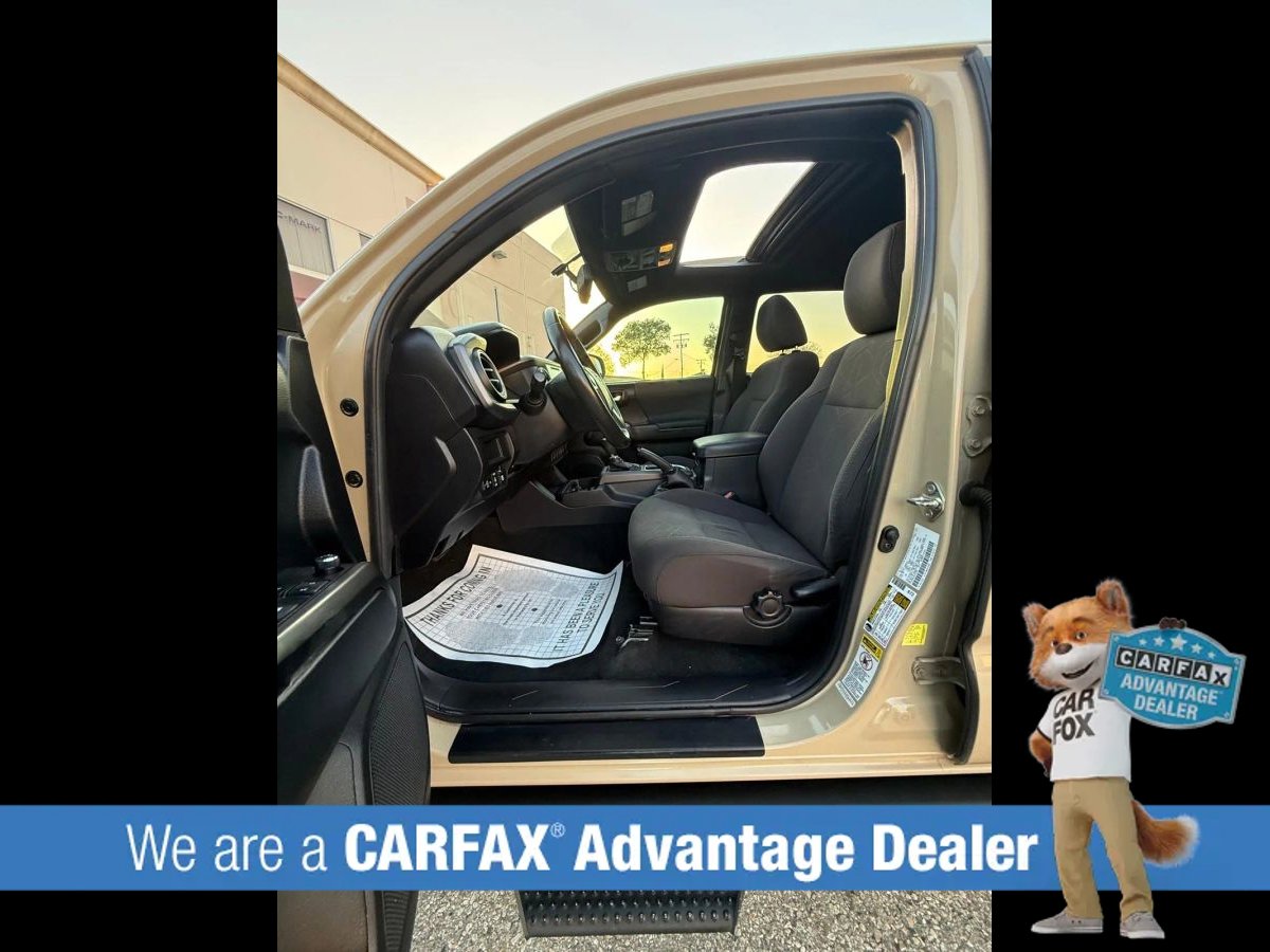 Used 2017 Toyota Tacoma TRD Off-Road w/ Premium & Technology Package image 49