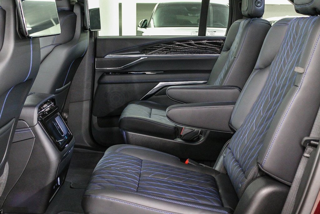 New 2025 Cadillac Escalade IQ Sport 1 image 21