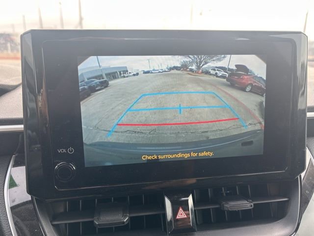 Used 2025 Toyota Corolla LE image 12