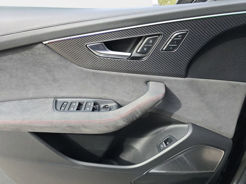 Certified 2025 Audi RS Q8 performance image 23