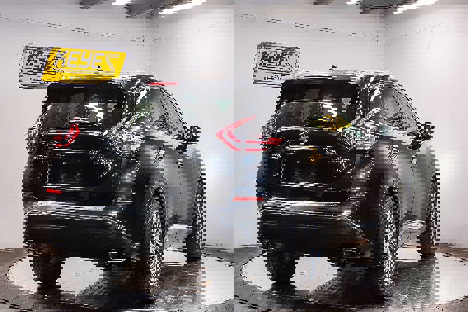 Used 2015 Nissan Murano Platinum w/ Cargo Package image 4