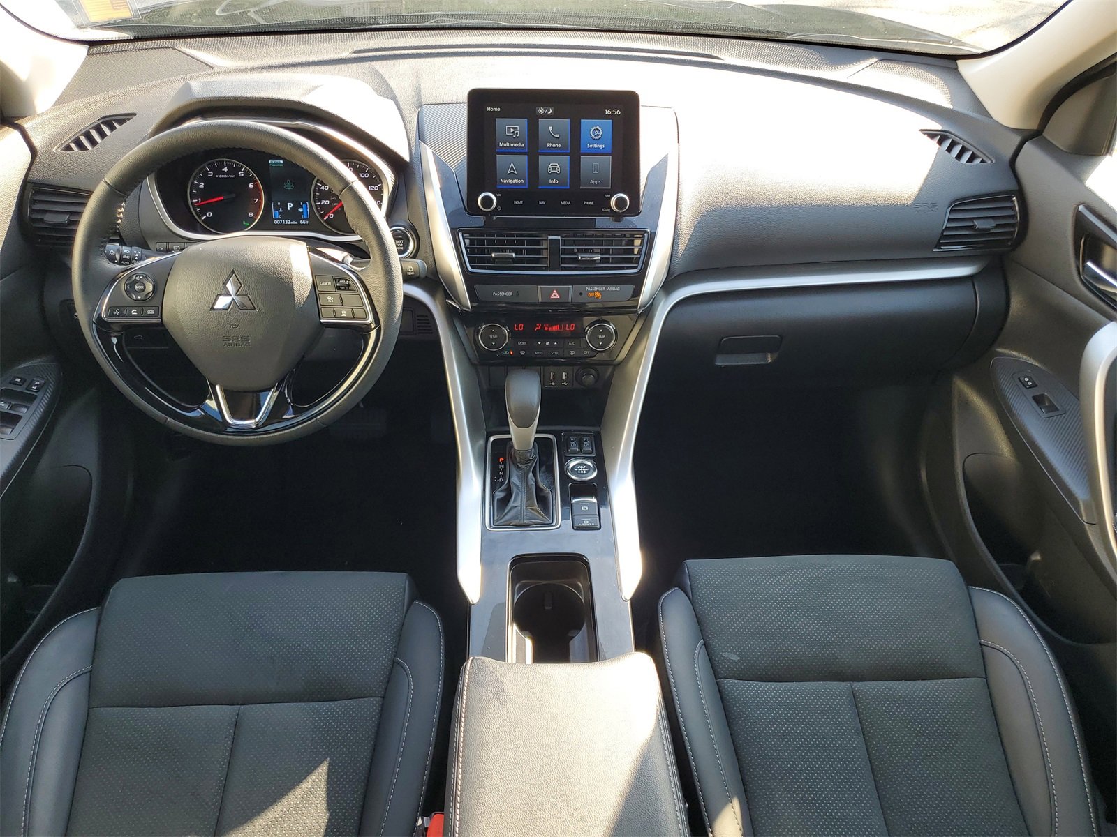 New 2024 Mitsubishi Eclipse Cross SE image 25