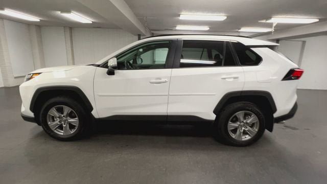 Used 2025 Toyota RAV4 XLE w/ Convenience Package AWD/4WD image 5