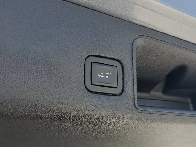 Used 2019 GMC Terrain Denali w/ Driver Alert Package II AWD/4WD image 8